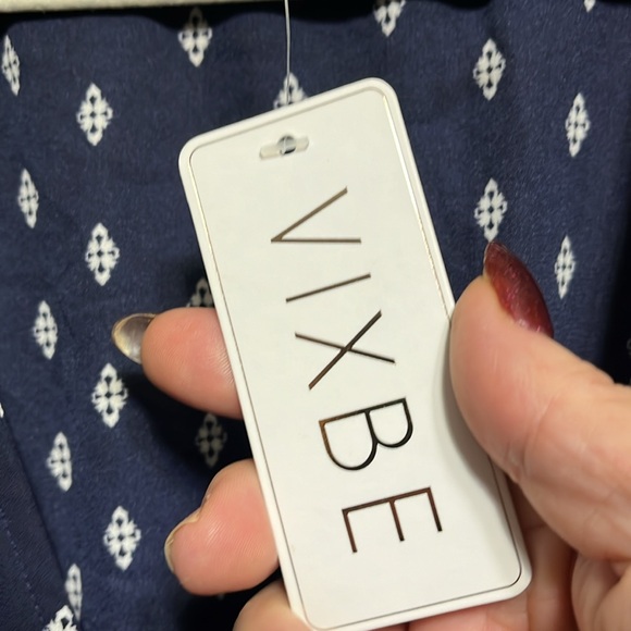 NWT XL Vixbe wrap blouse blue beautiful - Picture 4 of 7